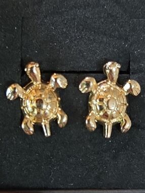 Gold Turtle Stud Earrings for Women - Classic Nautical Design